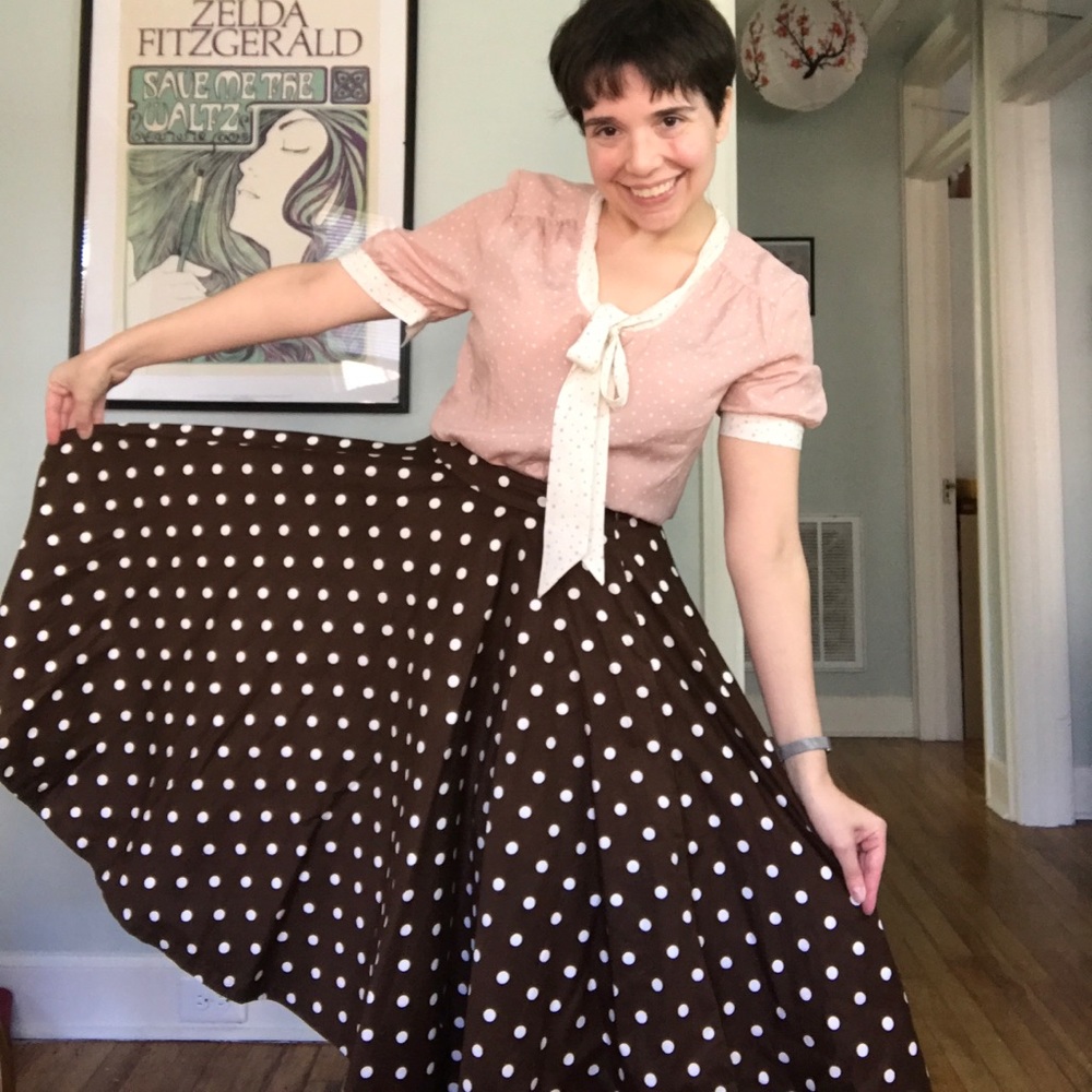 Lindy Bop polka dot skirt, brown, retro